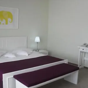 City Hotel Bucharest Отель